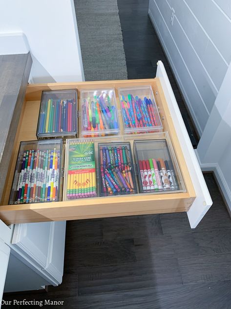 Storage For Coloring Books, Craft Supply Cabinet Organization, Art Supplies Cabinet, Homeschool Supply Storage, Storeroom Organisation, Art Drawer Organization, Kid Craft Organization, Kids Drawer Organization, Kids Stationary Organization