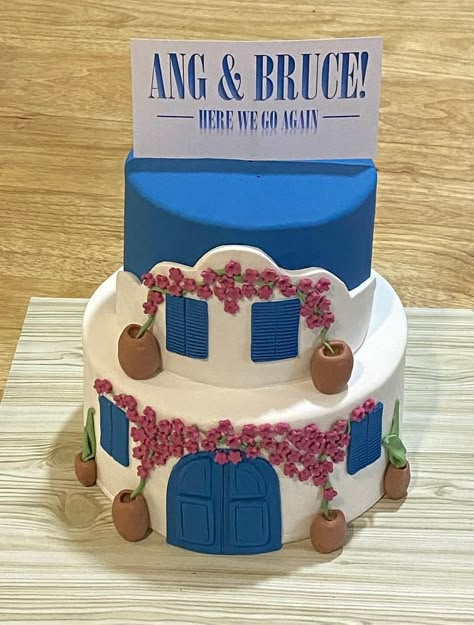 #mammamia #greek #blueandwhite #cake #cakedecorating #cakeart #cakedecor #cakesdecor Greek Themed Cake, Greek Cake Design, Cake Animation, Greek Party Theme, Summer Birthday Cake, Greek Theme, Greek Cake, Island Cake, Decorative Cakes