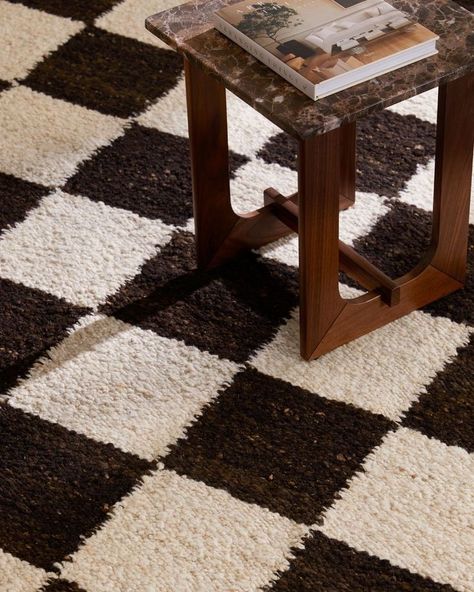 Checkered Rug Bedroom, Indi Bedroom, Apartment Door Entrance, Teenage Hangout, Checkered Interior, Checker Rug, Black And White Carpet, Hangout Space, Checkerboard Rug