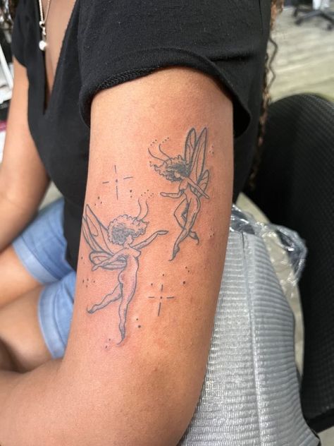 Tinkerbell Tattoo, Magic Runes, Tattoos Infinity, Fairy Tattoo Designs, Black Girls With Tattoos, Theme Tattoo, 4 Tattoo, Inspiration Tattoo, Tattoos Geometric