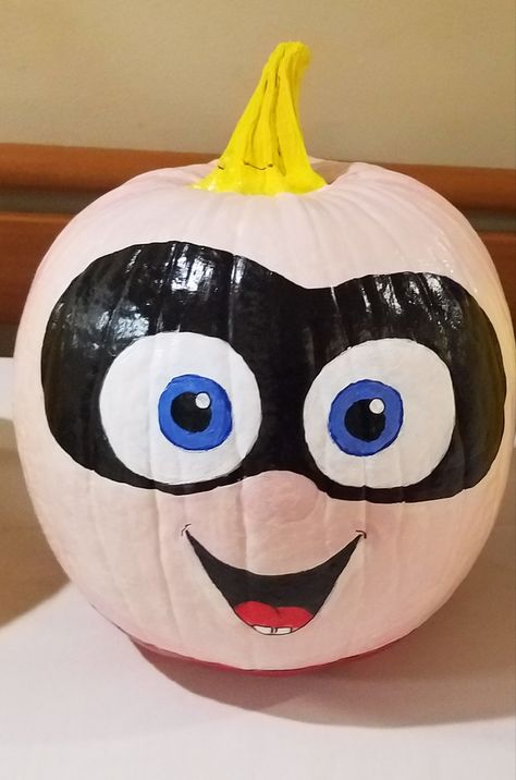 Basic Pumpkin Painting, Pimkin Paint Ideas, Cute Cartoon Pumpkin Painting, Pumpkin Painting Ideas No Carve, Easy Paintings On Pumpkins, Decorating Pumkins Ideas, Incredible Pumpkin Painting, 3 Pumpkin Painting Ideas, Pumpkin Painting Ideas Book Theme