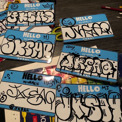 Hello My Name Is Stickers, Graffiti Art Color Palette, Graffiti Tagging Names, Graffiti Tag Stickers, Graffiti Tag Name Ideas, Tag Names Ideas Graffiti, Tagging Graffiti Aesthetic, Sticker Tags Graffiti, Tag Inspo Graffiti