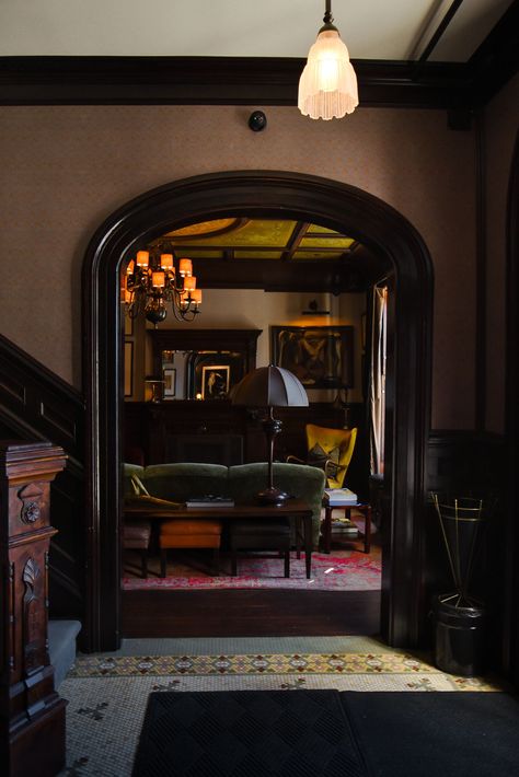 Maker Hotel, Staycation Hotel, Glass Conservatory, Hotel Boutique, New York Apartment, Clawfoot Tub, Hotel Interior, Beautiful Hotels, Upstate New York