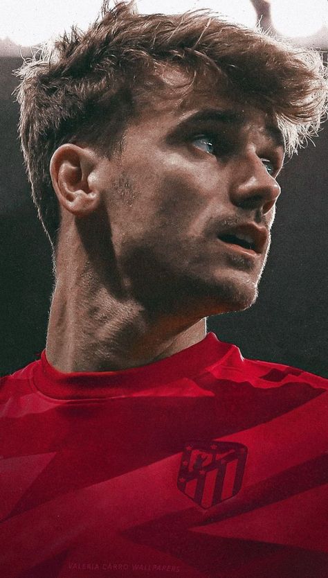 Griezmann Haircut, Neymar Pic, Cristiano Ronaldo Young, Soccer Boyfriend, Football Players Images, Sports Aesthetic, Soccer Goal, Antoine Griezmann, Soccer Skills