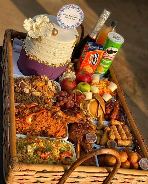 #bakedwithlove #smallchops #surprise #partyfood #homemade #abuja #foodtrays #partytray #birthdaycake #cakes #baking #instagood Fruits Tray Ideas, Food Tray Packaging, Surprise Basket, Food Tray Ideas, Diy Dishes, Picnic Date Food, Amazing Food Platters, African Recipes Nigerian Food, Afghan Food Recipes