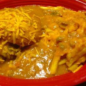 Green Chili Sloppers | Allrecipes Hatch Green Chile Recipes Ground Beef, Hamburger Board, Southwest Food, Pork Stew Meat, Texas Recipes, Green Chili Pork, Green Chile Recipes, Green Chili Recipes, Mexican Dips