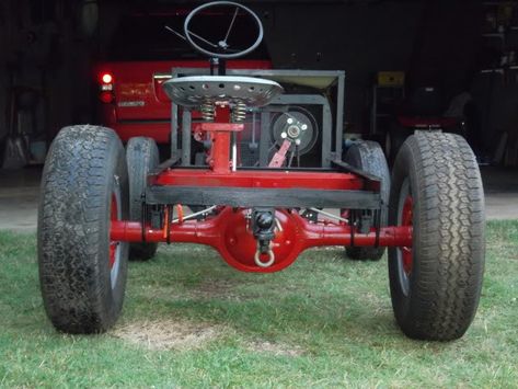 Home built tractor - Page 2 - MyTractorForum.com - The Friendliest Tractor Forum and Best Place for Tractor Information Car Yard, Yard Tractors, Homemade Go Kart, Mini Tractor, Homemade Tractor, Tractor Idea, Workbench Plans Diy, Small Tractors, Lawn Mower Tractor