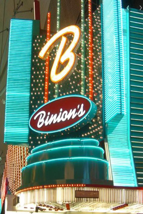 Binions Las Vegas, Vegas Birthday, Las Vegas Photos, Good Whiskey, Downtown Las Vegas, Question Mark, Las Vegas Nevada, Vintage Signs, Nevada