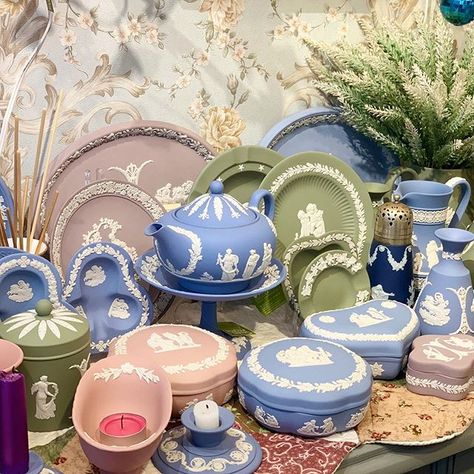 Wedgwood Jasperware! #wedgwood #jasperware #jasperblue #jordanjaspergreen #afternoonteatime #wedgwoodcollection Wedgwood Tea, Wedgewood China, Wedgewood Jasperware, Wedgwood China, Wedgwood Jasperware, Wedgwood Blue, Tea Sets Vintage, Stoneware Vase, Antique Porcelain