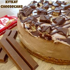 KitKat Cheesecake - She Who Bakes Kitkat Cheesecake Recipes, Cheesecake Types, Kitkat Cheesecake, Kit Kat Cheesecake, Mousse Cheesecake, Coconut Hot Chocolate, Cheesecake Pie, Chocolate Cheesecake, Kit Kat