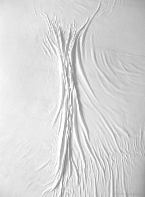 Artist: Elisabeth Heinrich; Digital 2012 Photography "Restless" | White Fabric | Milk Tumblr Unmade Bed, Texture Photography, Kunst Inspiration, Art Texture, White Texture, Abstract Photography, Foto Inspiration, Shades Of White, Artistic Photography