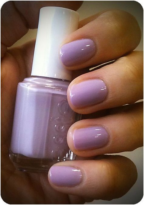 Essie Nice is Nice; pretty lilac nail polish Nails Essie, Lilac Nails, Fun Nail Colors, Purple Nail, Nails Spring, Essie Nail Polish, Colorful Nail Designs, Nagel Inspo, Essie Nail