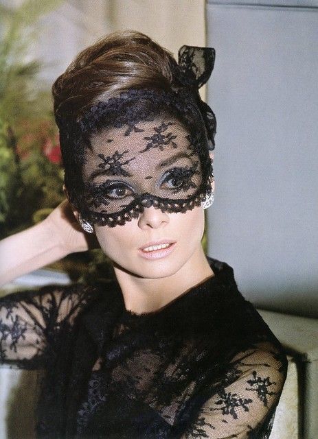 Audrey Hepburn wears a black lace mask as part of Givenchy… | Flickr Masked Ball Outfit, Audrey Hepburn Givenchy, Edgy Bridal, Audrey Hepburn Photos, Masked Ball, Accessories Inspiration, Nordic Tattoo, Audrey Hepburn Style, Lace Mask