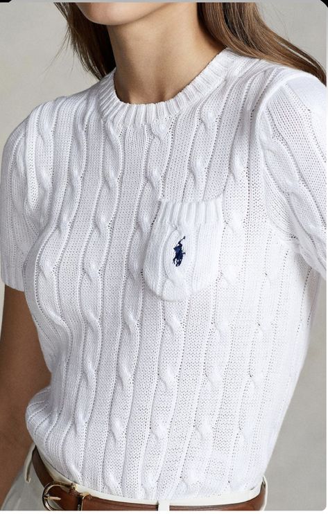 Ralph Lauren Cable Knit Sweater, Ralph Lauren Cable Knit, Jumper Outfit, Polo Ralph Lauren Shorts, White Crew Neck, Classy Work Outfits, Fashionista Clothes, Ralph Lauren Shorts, Ralph Lauren Outfits