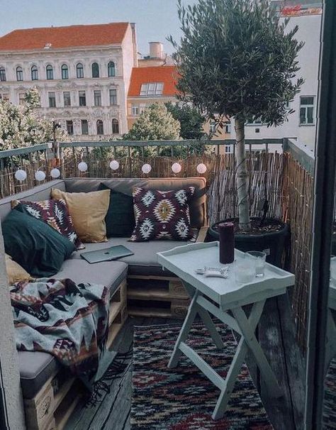 40 Romantic Balconies Ideas You Should Know Balcony, home decor, open balcony, small garden Balkon Decor, Green Terrace, Terrace Furniture, Small Terrace, Balkon Design, Outdoor Balcony, Mediterranean Decor, Small Balcony Decor, Terrace Design