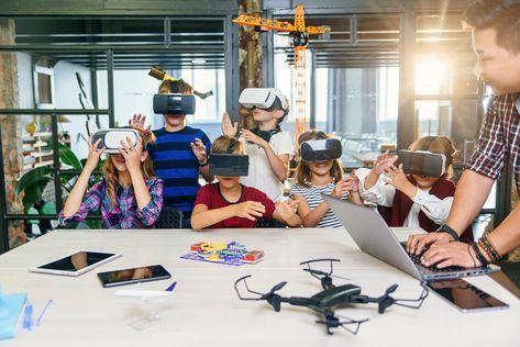 Education in the Metaverse - Let's Go Learn Virtual Reality Education, Stem Curriculum, Education Week, Ar Vr, Employee Training, The Metaverse, Learning Projects, Business Trends, Work Activities