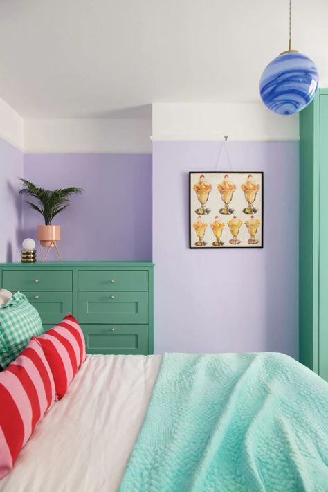 Lilac is having a bit of a resurgence. We've seen the color burst into the fashion world, and it’s filtered through to interiors too. Fresh and rejuvenating, it's no longer seen as outdated, especially when brought to life with a minty green. (Image credit: YesColours) Pastel Purple Interior, Colours That Go With Lilac, Lilac Color Scheme, Summer Home Decor Ideas, Lilac Interior, Lilac Walls, Lilac Room, Mint Green Bedroom, Lilac Bedroom