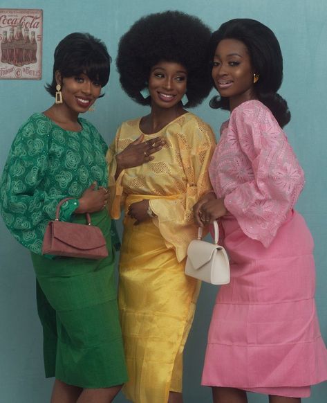 African 90s Fashion, Nigerian Women, Nigerian Culture, Pelo Anime, Mode Retro, Three Women, Vintage Black Glamour, Nigerian Styles, Black Femininity