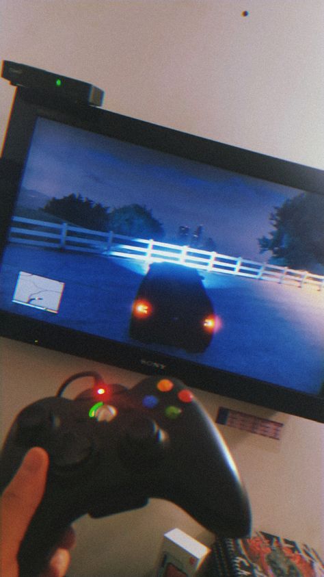 Xbox 360 Aesthetic, Console Wallpaper, Gaming Nostalgia, Game Station, Amazon Account, Retro Tech, Gaming Station, Gta V, Rockstar Games