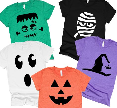 Diy Halloween Shirts, Halloween Group, Pumpkin Family, Matching Halloween Costumes, Disney Couple Shirts, Jack O'lantern, Matching Halloween, Family Ideas, Halloween T Shirts