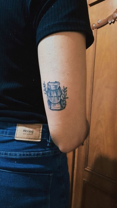 The Art of Travel: Exploring the World of World Traveler Tattoos Backpacking Tattoo Ideas, Granola Girl Tattoo, Granola Tattoo Ideas, Granola Tattoo, Travel Tattoos For Women, Small Travel Tattoos, Traveler Tattoos, Backpack Tattoo, Tattoo Ideas Travel