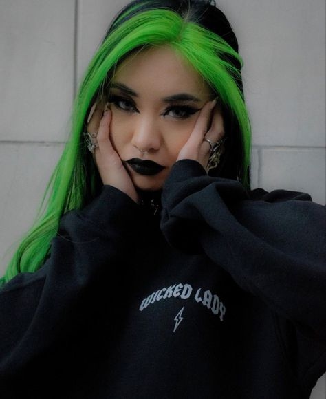 Long Black And Green Hair, Black Green Split Dye, 2 Tone Green Hair, Lime Green Money Piece Hair, Cute Split Dyed Hair, Neon Green Peekaboo Hair, Black And Neon Green Hair, Shego Hair, Green Money Piece Hair