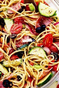 Italian Spaghetti Salad, Spaghetti Pasta Salad, Salad Italian, Italian Spaghetti, Spaghetti Salad, Zesty Italian Dressing, Summer Potluck, The Recipe Critic, Recipe Critic