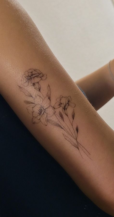 Dandelion And Flower Tattoo, Water Lily And Carnation Tattoo, Carnation And Lily Tattoo, Fine Line Back Of Arm Tattoo, Mums Tattoo Flower, Small Kids Tattoos For Moms, Fine Flower Tattoo, Fine Line Carnation Tattoo, Flower Lily Tattoo