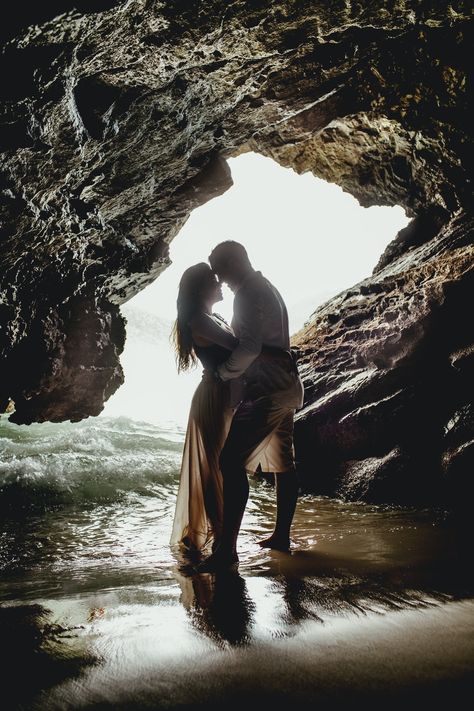 Thanks to Jonathan Borba for making this photo available freely on @unsplash 🎁 Romantic Couple Hug, Honeymoon Inspiration, Funny Greetings, Engagement Inspiration, Service Trip, Destination Wedding Planner, Honeymoon Destinations, French Riviera, Married Life