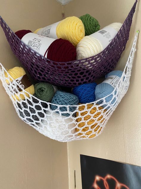 Crochet Zig Zag, Crochet Hammock, Granny Square Haken, Tote Crochet, Crochet Organizer, Crocheting Projects, Yarn Holder, Crochet Storage, Mode Crochet