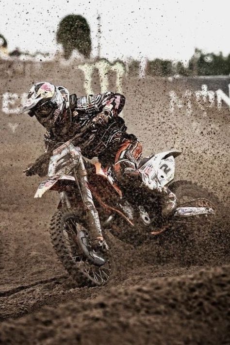 Motocross Photography, Ktm Dirt Bikes, Dirt Bike Gear, Enduro Motocross, Motocross Love, Dirt Bike Racing, Cool Dirt Bikes, Image Moto, Motorcross Bike