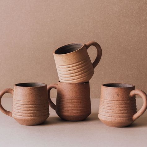 For the Fancy Coffee Drinker: Anillo Handcrafted Ceramic Mug Colorado Kitchen, Ceramic Cutlery, Clay Mugs, Pottery Crafts, Ceramics Pottery Art, Pottery Cups, Ceramics Projects, Ceramics Ideas Pottery, Handcrafted Ceramics