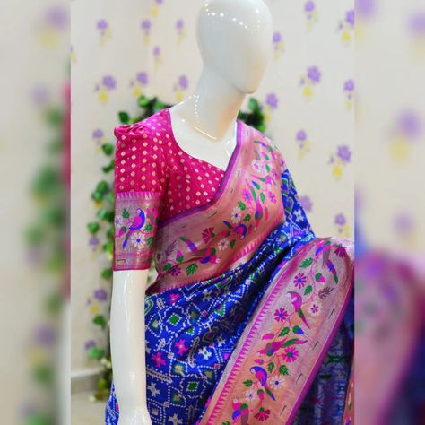 🪷🪷 Beautiful patola paithani saree paired up with pretty banaras weaving blouse. Blouse sizes can be customized. Aji price : 5800+₹ Multiple pieces available 🪷🪷 Paithani Blouse, Paithani Saree, Elite Fashion, Stylish Blouse Design, Stylish Blouse, Blouse Design, Blouse Designs, Weaving, Saree