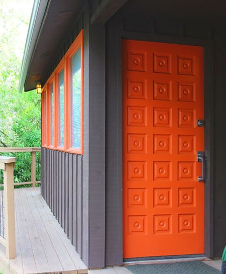 From Crayola to Decor: 16 Colorful Front Doors Midcentury Modern Front Door, Mid Century Front Door, Mid Century Modern Front Door, Modern House Colors, Mid Century Modern Door, Orange Front Doors, Exterior Door Colors, Mid Century Modern Exterior, Modern Exterior Doors