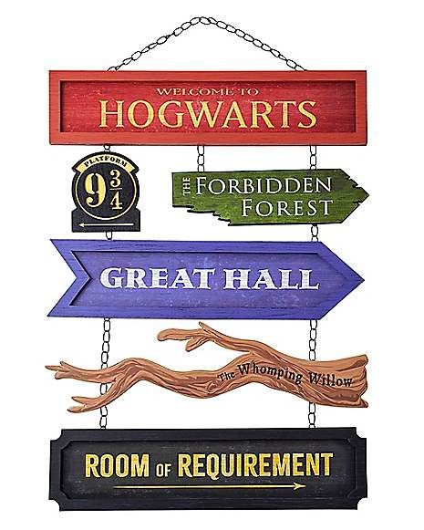 Welcome to Hogwarts Direction Sign - Harry Potter - Spirithalloween.com Hogwarts Sign, Wizard Decorations, Halloween Harry Potter, Harry Potter Sign, Harry Potter Planner, Direction Sign, Harry Potter Room Decor, Welcome To Hogwarts, Movie Decor