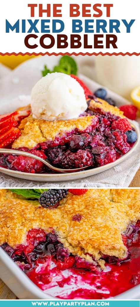 Triple Berry Cobbler, Fruit Cobbler Recipe, Mixed Berry Cobbler, Berry Cobbler Recipes, Cobbler Recipes Easy, Cobbler Topping, Warm Desserts, Berry Cobbler, Fruit Cobbler