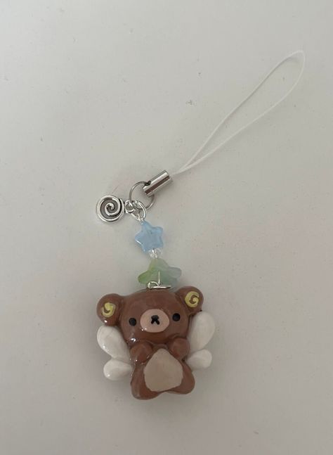 Handmade polymer clay bear keychain crafted with love and glazed with UV Resin to last <3 Keychains come with extra special customization with hand-picked beads and charms attached to make the keychain pop!   ☆ NOTE ☆ These are made with the most care and attention to detail, however are not indestructible. I carefully craft these to ensure they are protected and not easy to break. Please remember that these are handmade so avoid using them harshly or with a lot of pressure to further protect th Polymer Clay Christmas Keychain, Mother’s Day Polymer Clay Gifts, Clay Charm Aesthetic, Cute Keychain Charms, Easy Clay Keychains, Clay Hipper, Polymer Clay Phone Charms, Keychain From Clay, Bear Craft Ideas