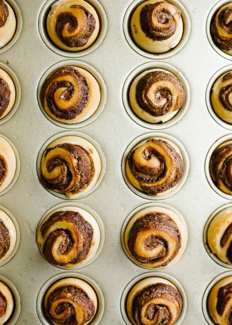 Mini Cinnamon Desserts, Cinnamon Rolls In Cupcake Pan, Miniature Cinnamon Rolls, Mini Cinnamon Roll Bites, Individual Cinnamon Rolls, Cinnamon Rolls Mini, Mini Cinnamon Rolls Homemade, Mini Cinnamon Rolls Easy, Cinimin Rolls