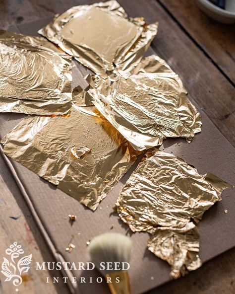 Here's how to use gold leaf to DIY custom Christmas ornaments as gifts or festive holiday decor. This easy DIY family craft project includes a video tutorial for making your own golden, bronze, or silver Christmas tree ornaments from cheap thrift store or craft store decor. Upcycle old ornaments or cheap raw wood pieces. Step-by-step instructions plus a list of recommended materials are included. | dining room Christmas tree | gold leaf ornament tutorial | christmas crafts | miss mustard seed Gold Leaf Christmas Ornaments, How To Gold Leaf, Diy Metallic Ornaments, Dining Room Christmas Tree, Silver Christmas Tree Ornaments, Gold Leaf Ornaments, Christmas Crafts Gifts, Family Christmas Crafts, Cheap Ornaments