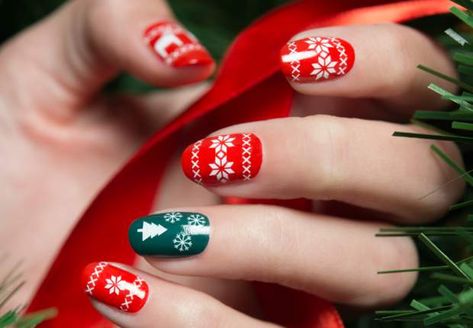 Nail Art Noel, Almond Nails French, Ongles Nails, Winter Nails Acrylic, Snowflake Nails, Super Nails, Nail Art Inspiration, French Tip Nails, Mani Pedi