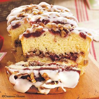 Crazy for Cranberries: Cranberry-Pecan Coffee Cakes - Gooseberry Patch Gooseberry Patch Recipes, Pecan Coffee Cake, Church Friends, Easy Easter Treats, Gooseberry Patch, Easter Desserts Recipes, Breakfast Sweets, Coffee Cakes, Cranberry Recipes