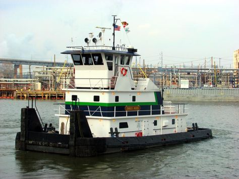 Tugboat Information Offshore Boats, Boat Humor, Tow Boat, Working Boat, Rc Boats, Tug Boats, Pontoon Boat, Boat Design, Oil Rig