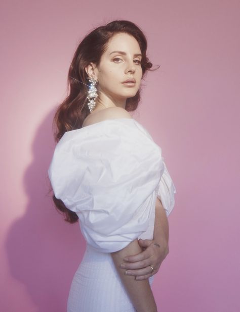 Lana Del Rey Photoshoot, Ldr Pictures, Lana Del Rey Pictures, Lana Del Rey Music, Dazed Magazine, Lana Del Rey Love, Lana Rey, Celebrity Magazines, Lana Del Ray