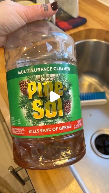 Allison’s Cleanin on Instagram: "ROLL CALL BAYBEE - Who else LOVES the smell of good ole @pinesol ? I absolutely love the smell of #pinesol it smells like clean to me. Also, the smell of Pine-Sol is beyond nostalgic to me. It reminds me of my childhood, my Nana, Mom, and a CLEAN HOUSE! Anyone else find find the smell of Pine-Sol nostalgic? 

#cleaninghacks #disinfectant #cleaninfluencer #cleaninglady #denver #colorado #cleaningcommunity #hincher #hinching #cleaningmotivation #sinkclean #sinkcleaning" Pinesol Uses Cleaning, Pine Sol Cleaning, Pine Sol, Cleaning Lady, Cleaning Motivation, Clean Sink, Surface Cleaner, Good Ole, My Childhood