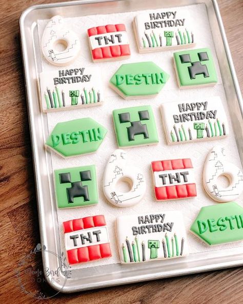 Boys 8th Birthday, Minecraft Cookies, Bolo Minecraft, Bird Cookies, Sugar Cookie Royal Icing, Mama Bird, Minecraft Birthday Party, Sugar Cookie Designs, Minecraft Birthday