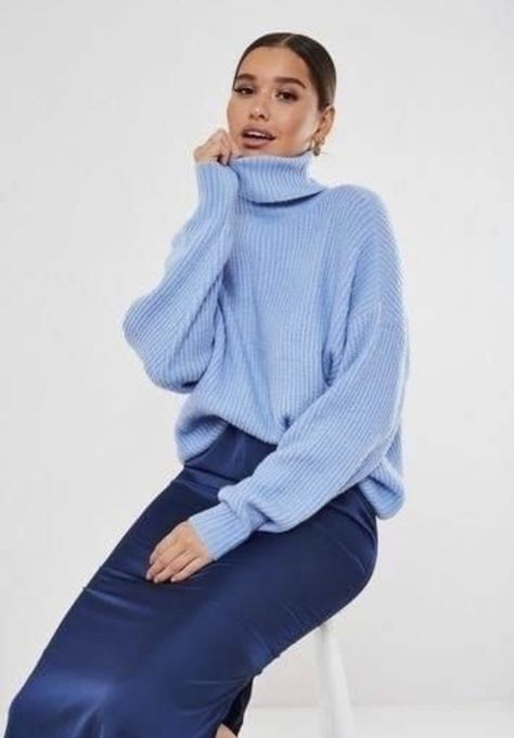 Blue Sweater Outfit, Oversized Knitwear, Blue Clothes, Knitted Clothes, Cool Winter, Turtle Neck Sweater, Roll Neck Jumpers, Roll Neck, Knit Outfit