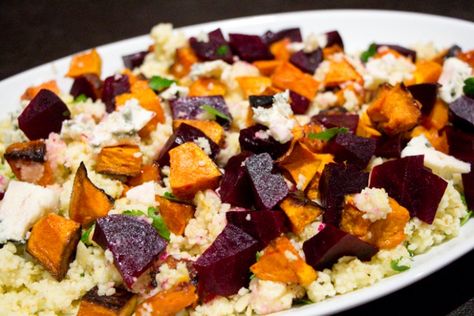 Couscous with Roasted Pumpkin, Beetroot and Feta - Liliana's Kitchen Pumpkin Feta, Beetroot Recipes, Holiday Salads, Pumpkin Salad, Beetroot Salad, Roasted Pumpkin, Couscous Salad, Cous Cous, Xmas Food