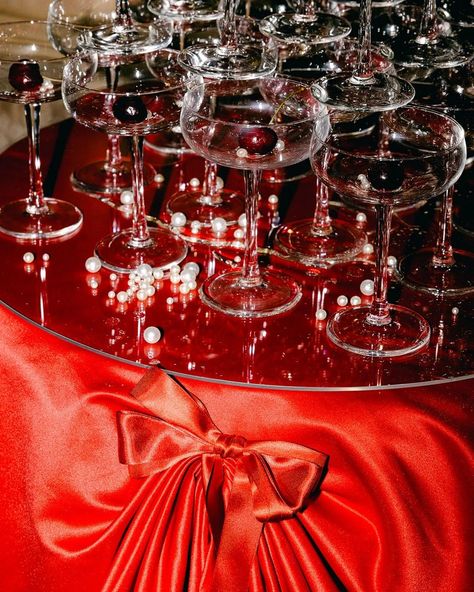 They deserve a spot on the grid. In case you missed it, tablecloths are my new obsession. Custom order or for hire. In red, white and more colours incoming. Email for enquiries. #stationerydesign #customstationery #luxurystationery #sydneywedding #sydneyevents #melbournewedding #melbourneevents #eventstyling #eventstationery #eventdesign #stationerydesigner #weddingmenu #weddinginspo #weddinginspiration #weddingstationery #weddingdesign #weddingstyling #menudesign #eventsignage #welcomesig... Red Tablescape, Midnight Dinner, Red Party Themes, Super Matcha, Red Tablecloth, Luxury Stationery, Event Signage, Stationery Inspiration, Handmade Sewing