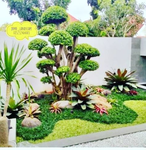 79+ Front Yard And Back Yard Home Garden Decor tips Front Garden Ideas Small, Design Taman, Landscape Ideas Front Yard Curb Appeal, Roof Garden Design, Modern Front Yard, Courtyard Gardens Design, Desain Lanskap, Budget Garden, Waterfalls Backyard