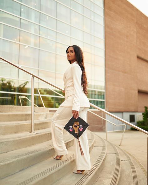 Suit Photoshoot 
College graduation Photoshoot 
Black girl graduation Photoshoot Outfit For Graduation, Ucf Graduation Pictures, Outfit Graduacion, Pant Suit For Women, Graduation Shoot Ideas, Graduation Outfits For Women, Lady Suits, Grad Picture Ideas, Graduation Outfit Ideas